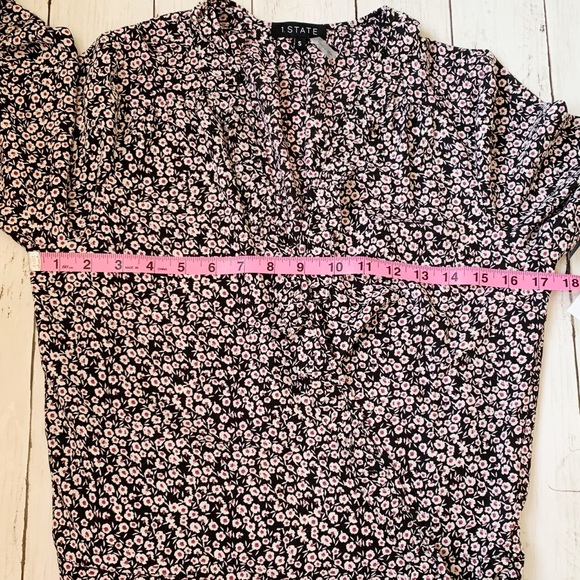 NWOT 1. State Ditsy Floral Wrap Top Size Small - Picture 9 of 10